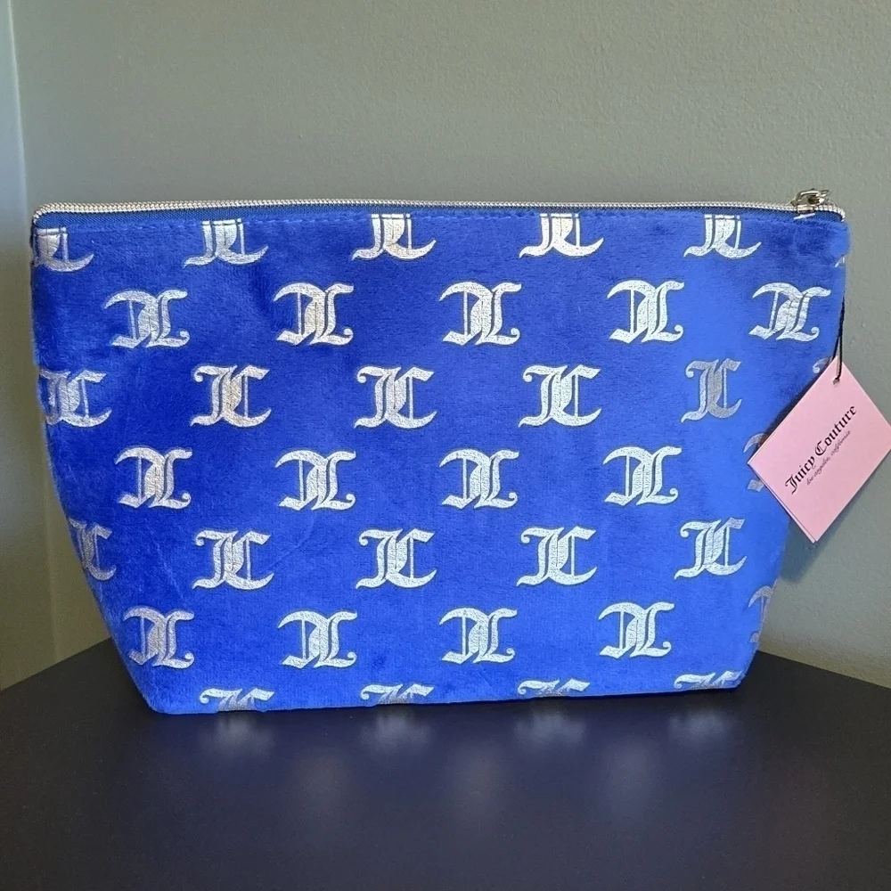 Juicy Couture NWT Blue Velvet Essentials Cosmetic Makeup Toiletry Bag Travel Y2K